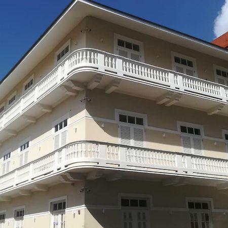 Apartotel Casa Franco Panamá Esterno foto